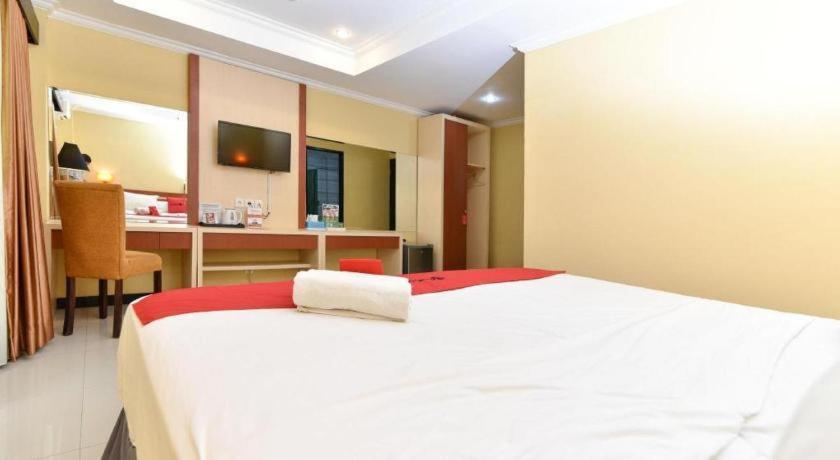 Reddoorz Plus Near Mall Bali Galeria 2 Denpasar Zewnętrze zdjęcie