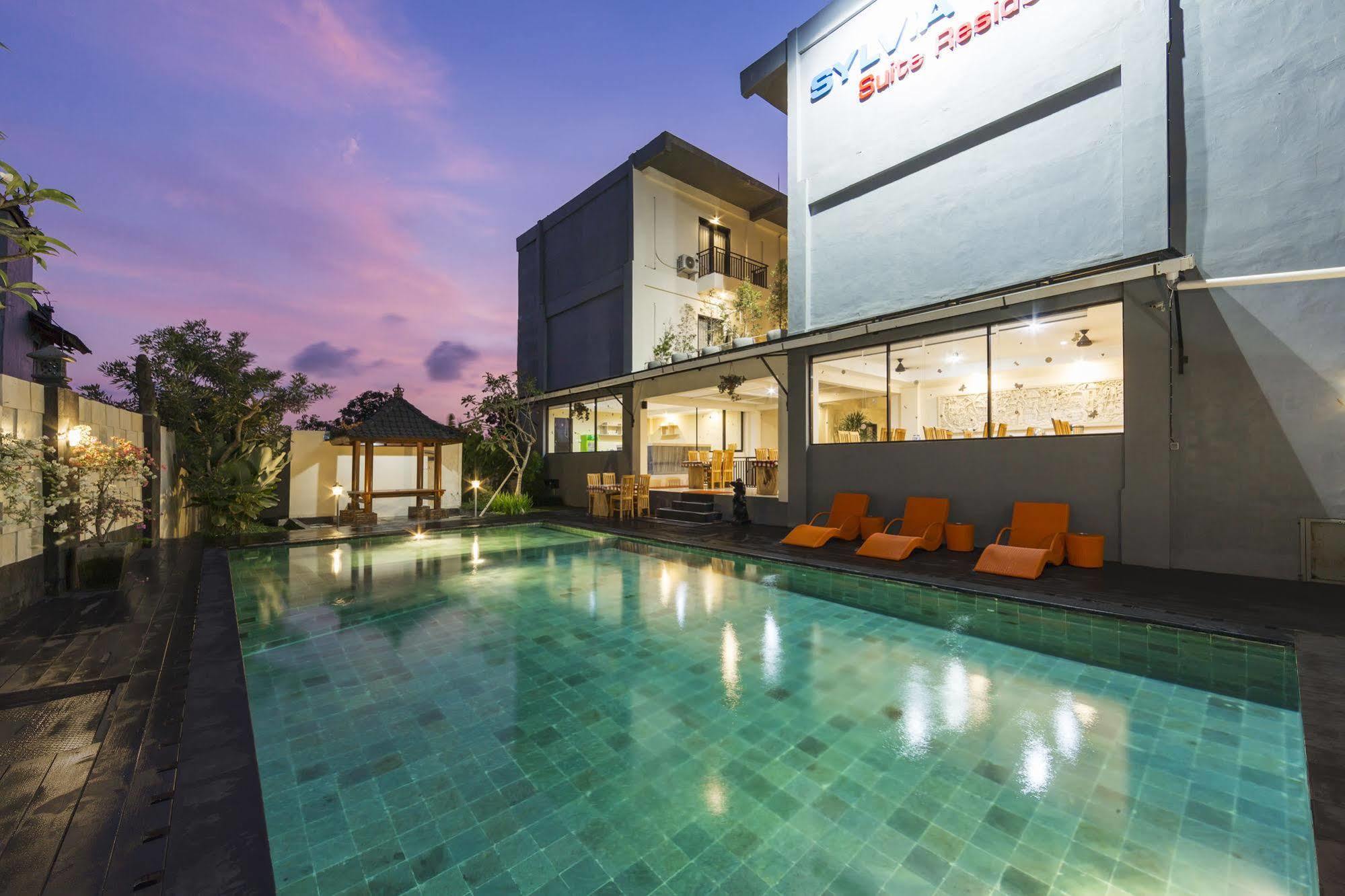 Reddoorz Plus Near Mall Bali Galeria 2 Denpasar Zewnętrze zdjęcie
