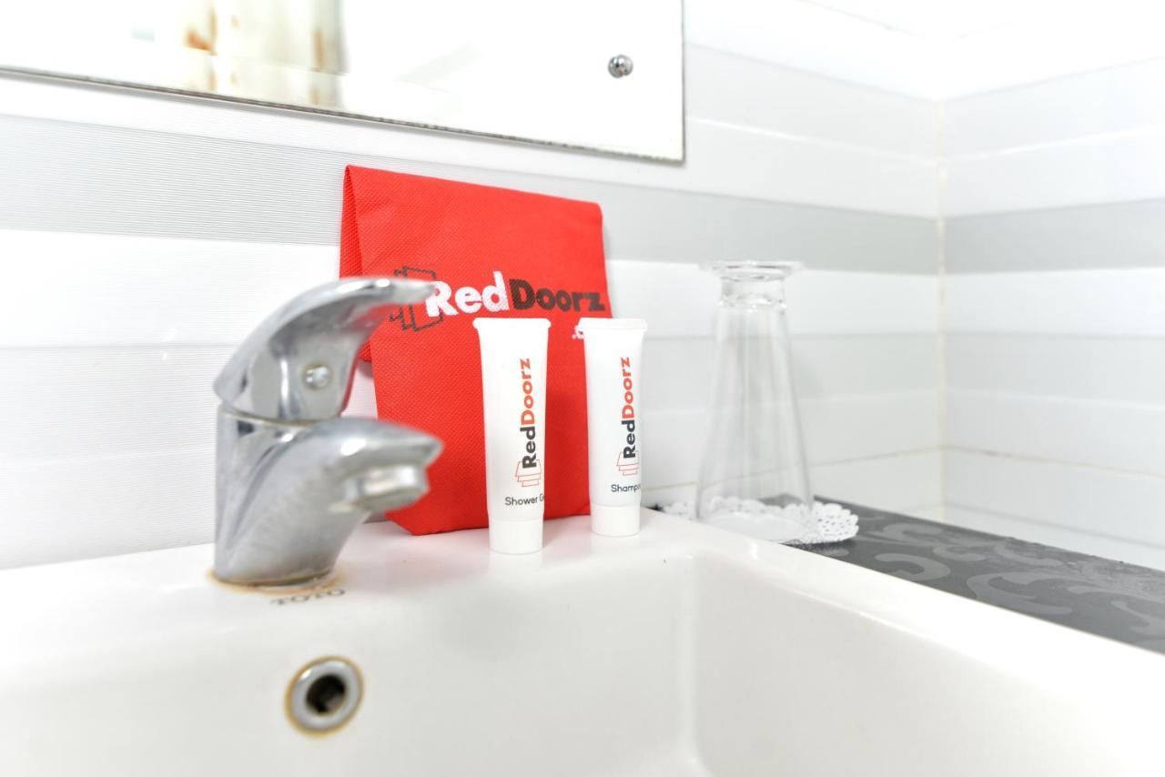Reddoorz Plus Near Mall Bali Galeria 2 Denpasar Zewnętrze zdjęcie